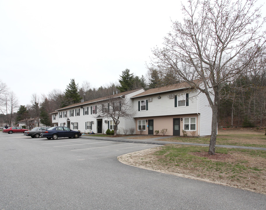 The Village at Killingly in Dayville, CT - Building Photo