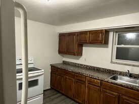 9534 Glendale Rd in Penn Hills, PA - Building Photo