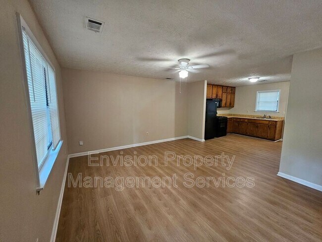 111 Jay Ln in Hampton, GA - Building Photo - Building Photo