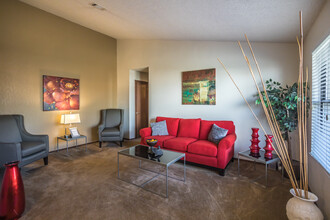 Village Green in Little Rock, AR - Building Photo - Interior Photo