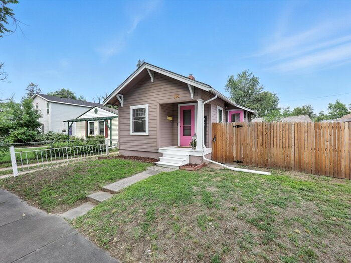 326 N Sheridan Ave in Colorado Springs, CO - Foto de edificio