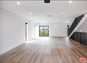 354 Newland St in Los Angeles, CA - Building Photo - Building Photo