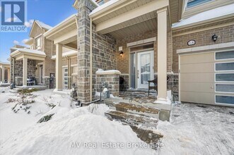 18 Gauley Dr in Fergus, ON - Building Photo - Building Photo