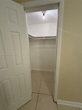 2674 NW 68th Way in Sunrise, FL - Building Photo - Building Photo