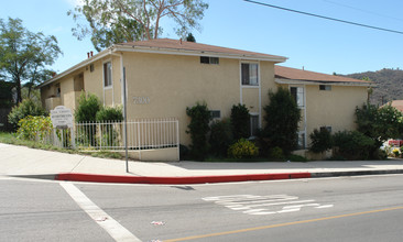 7300 Valmont St in Tujunga, CA - Building Photo - Building Photo