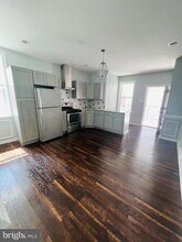 2084 E Allegheny Ave in Philadelphia, PA - Building Photo - Building Photo