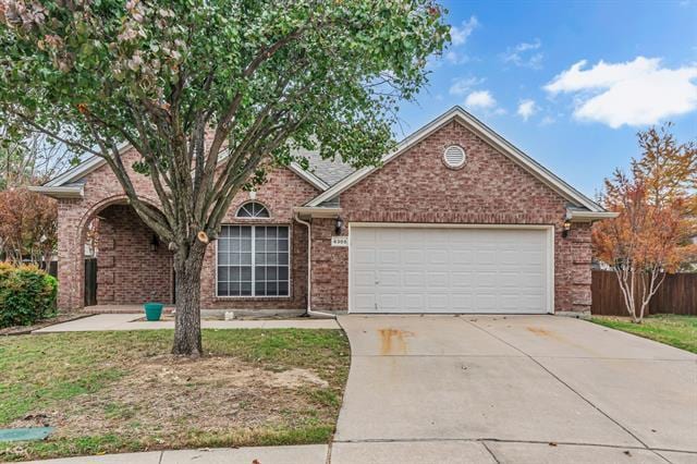 4305 Stoneside Ct in Fort Worth, TX - Building Photo - Building Photo