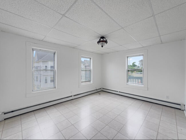 61 Knox St in Lawrence, MA - Building Photo - Building Photo