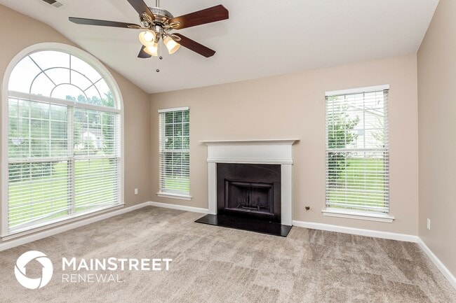 2716 Brenston Dr in Ellenwood, GA - Building Photo - Building Photo