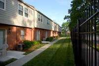 Bristol Place Townhomes photo'