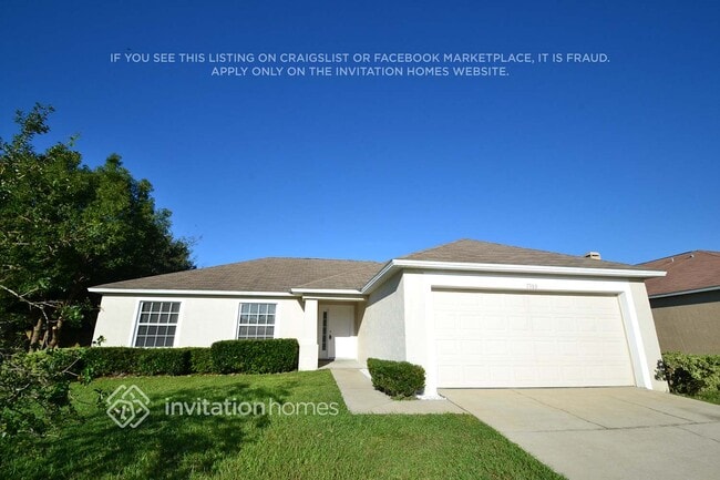 property at 7988 Oak Run Cir