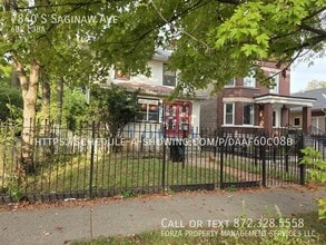 7840 S Saginaw Ave in Chicago, IL - Building Photo - Building Photo