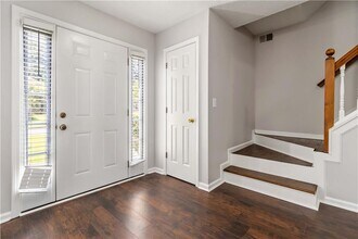 400 Cascade Rise Ct SW in Atlanta, GA - Building Photo - Building Photo