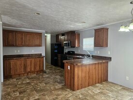 130 Lynnwood Cir in Clarksville, TN - Building Photo