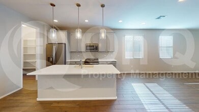 1021 West Calle Zoca in Sahuarita, AZ - Building Photo - Building Photo