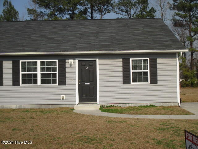 586 Haws Run Rd in Jacksonville, NC - Building Photo