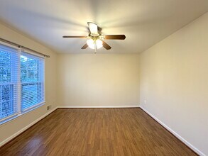 2404 Albot Rd in Reston, VA - Building Photo - Building Photo