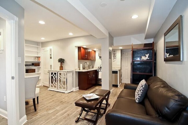 property at 1800 19th St NW