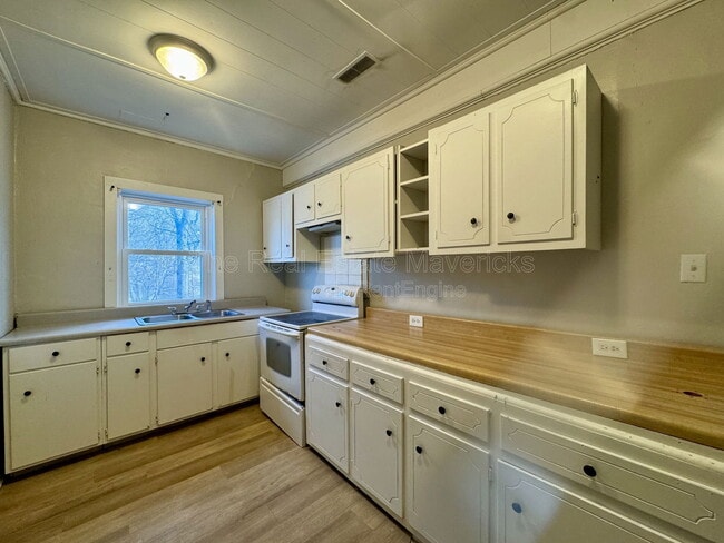 property at 208 Wilson St