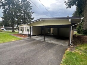 19133 Guava St SW in Rochester, WA - Building Photo - Building Photo