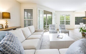 233 Colonade Cir in Naples, FL - Building Photo - Building Photo