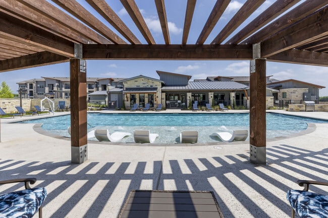 Aspire at Onion Creek in Austin, TX - Foto de edificio - Building Photo