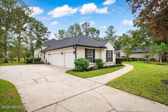 577 Golden Links Dr in Orange Park, FL - Building Photo - Building Photo