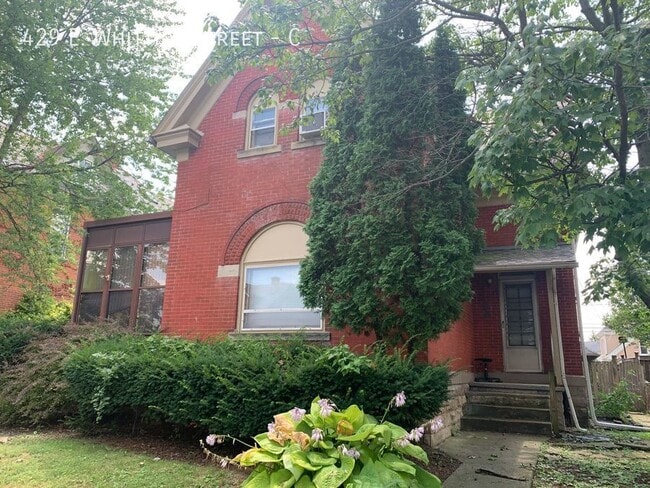 property at 429 E Whittier St