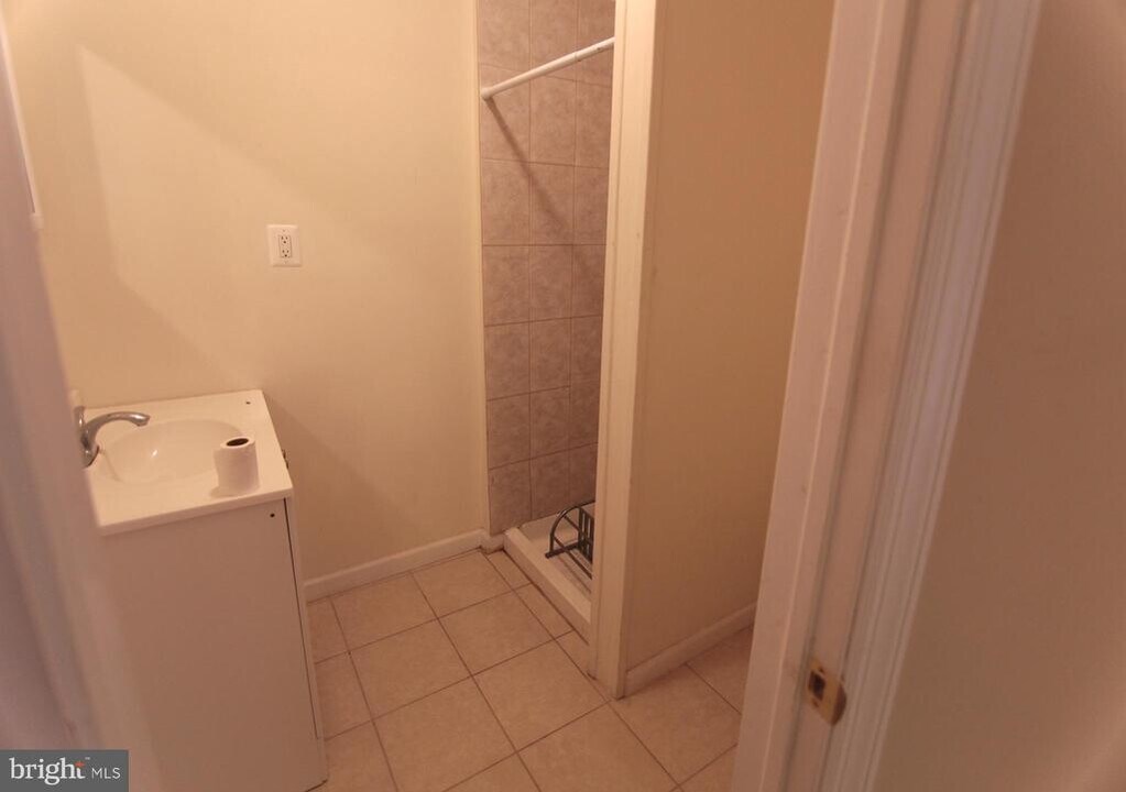 1852 Willington St in Philadelphia, PA - Building Photo