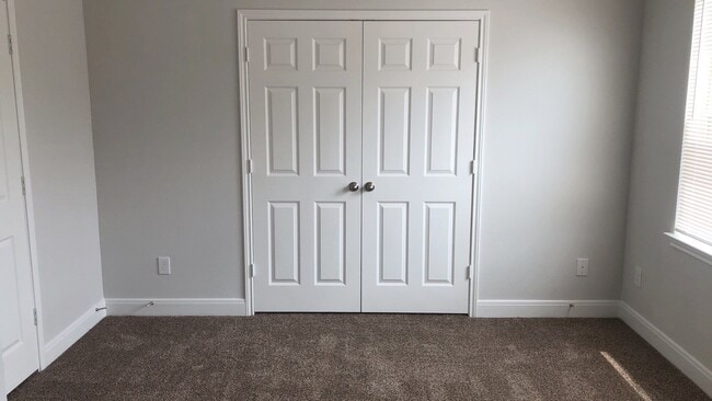 property at 9218 Nyssa Ave