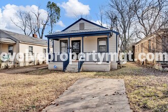 1536 Davis St in Memphis, TN - Foto de edificio - Building Photo