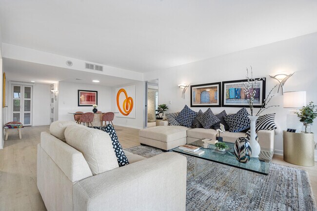 2400 Presidential 204 Way in West Palm Beach, FL - Building Photo - Building Photo