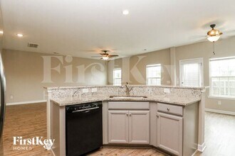 770 Redbud Ln in Summerville, SC - Building Photo - Building Photo