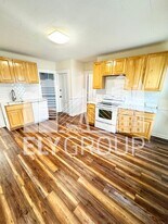 10 Spruce St, Unit 2 in Clinton, MA - Building Photo