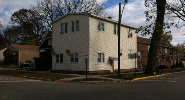 4341 S Wisconsin Ave in Stickney, IL - Building Photo