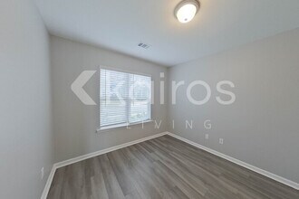 105 Colonial Wy in Springfield, GA - Foto de edificio - Building Photo