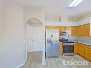 12603 Longcrest Dr in Riverview, FL - Foto de edificio - Building Photo