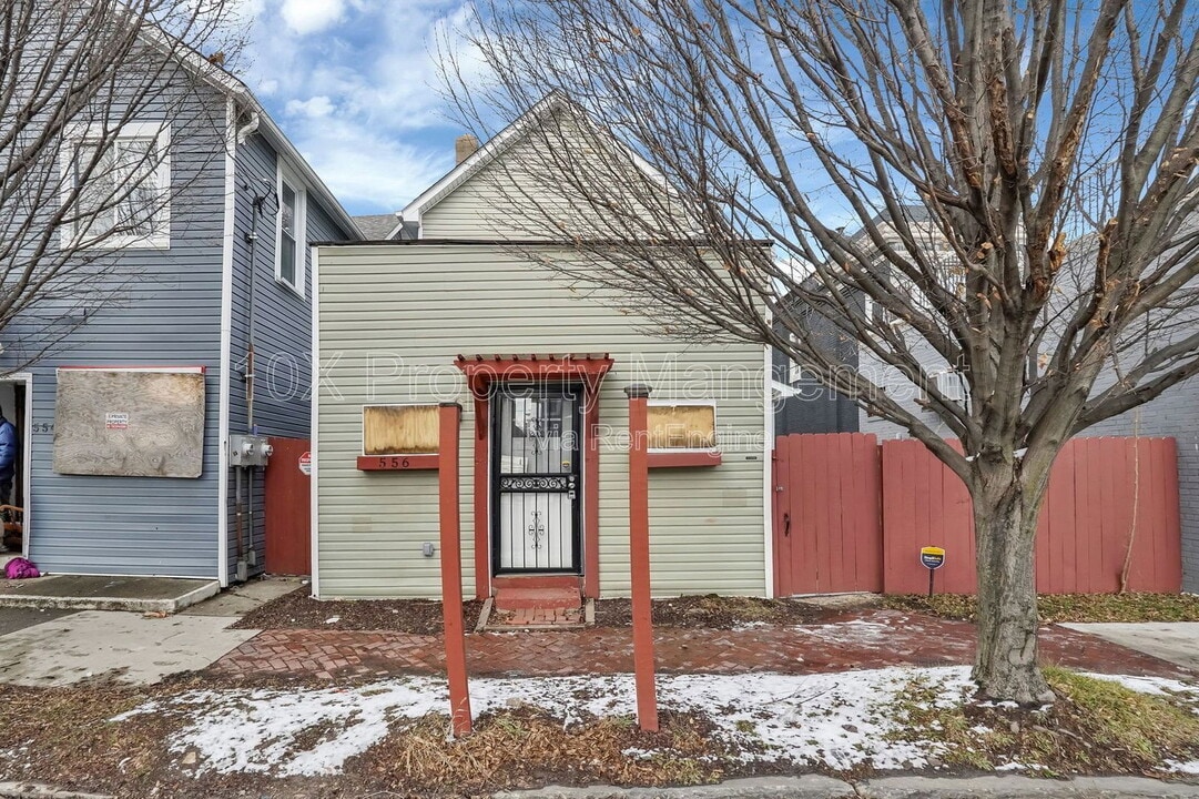 556 E Whittier St in Columbus, OH - Building Photo