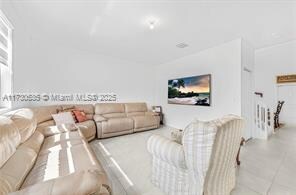 12908 SW 229th St in Miami, FL - Foto de edificio - Building Photo