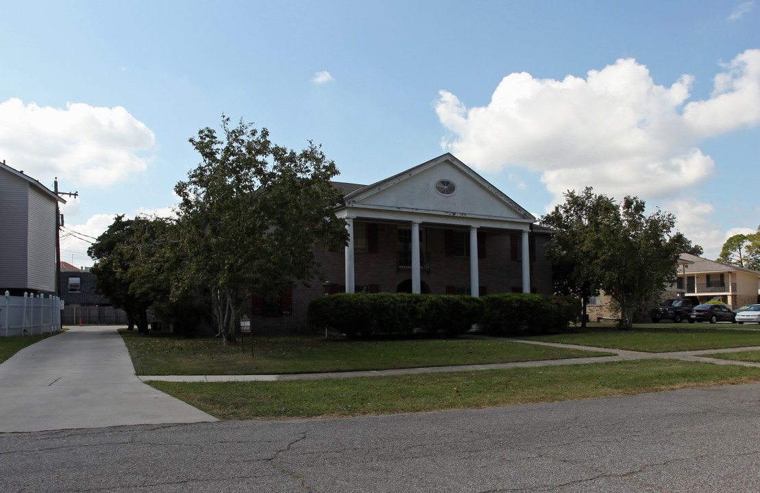 Fair Manor in Baton Rouge, LA - Building Photo