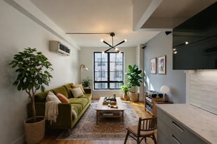 24 Ford St in Brooklyn, NY - Building Photo