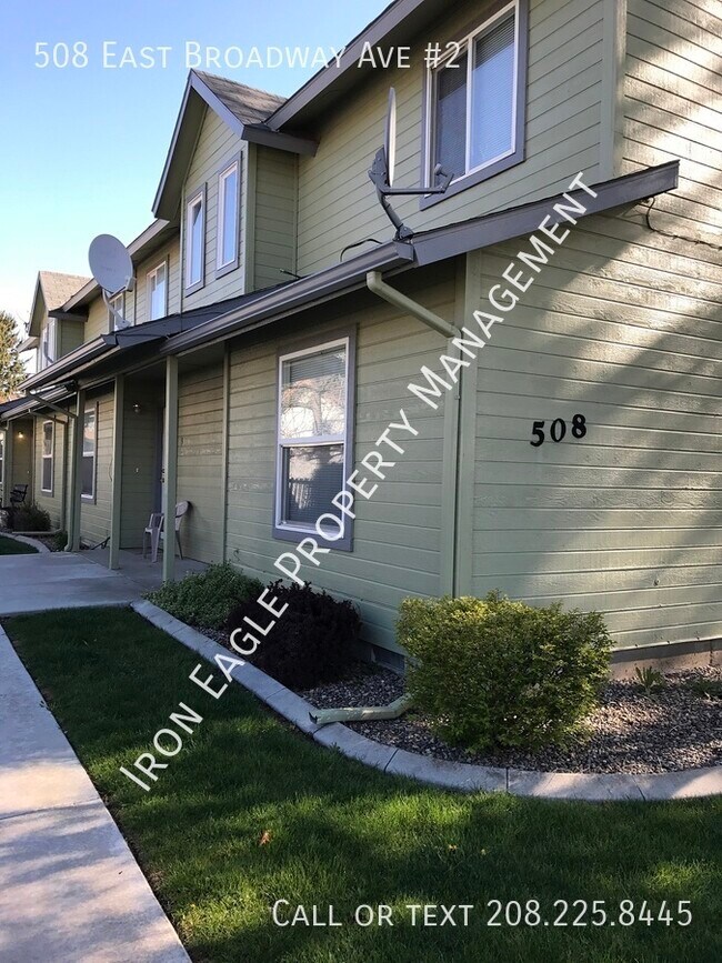property at 508 E Broadway Ave