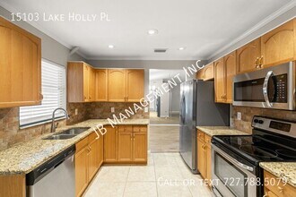 15103 Lake Holly Pl in Tampa, FL - Building Photo - Building Photo
