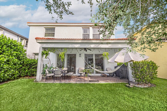 9053 Dupont Pl in Wellington, FL - Building Photo - Building Photo