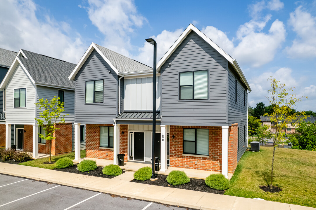 The Yards at Old State in State College, PA - Foto de edificio