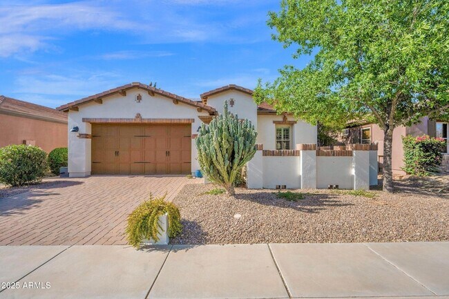 property at 1768 E Grand Ridge Rd