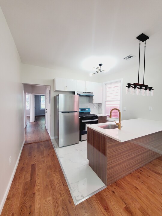 457 Garfield Ave, Unit 2 in Jersey City, NJ - Foto de edificio