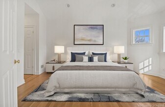 147 Holly Hill Lane in Greenwich, CT - Building Photo - Interior Photo