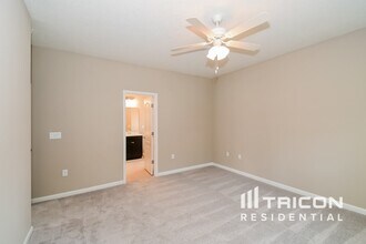 10197 Pavnes Creek Dr in Jacksonville, FL - Building Photo - Building Photo