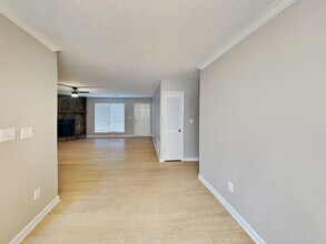 8321 Beechwood Ct in Riverdale, GA - Building Photo - Building Photo